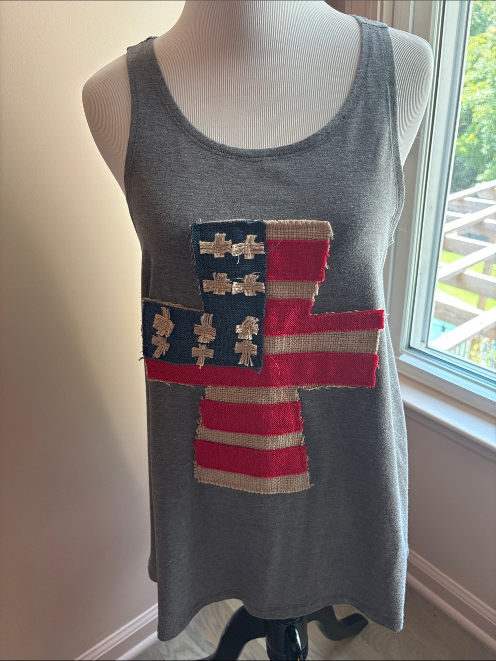 Lost Petal Linens Rustic USA Cross Tank Top Small